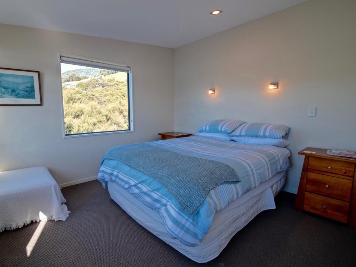 Kotare Point Paradise - Akaroa Holiday Home ภายนอก รูปภาพ