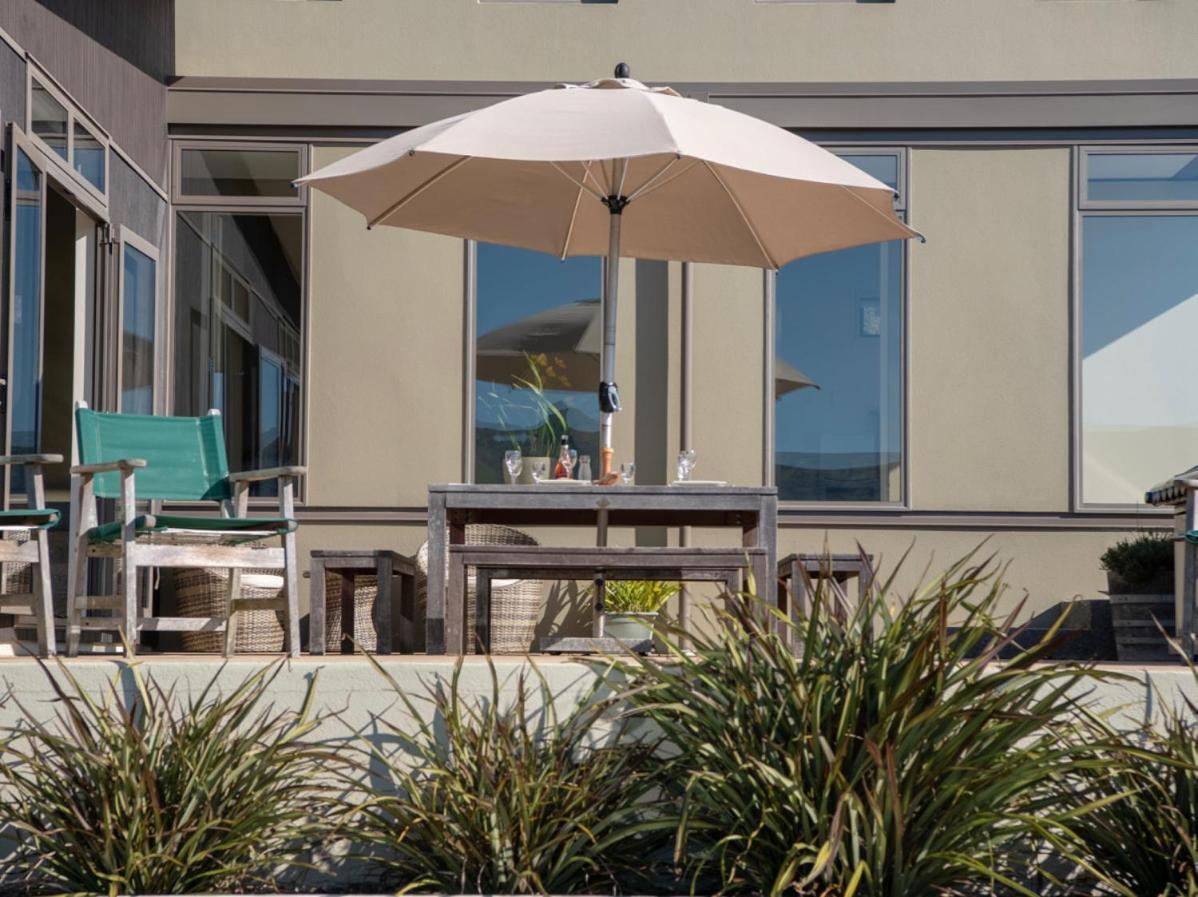 Kotare Point Paradise - Akaroa Holiday Home ภายนอก รูปภาพ